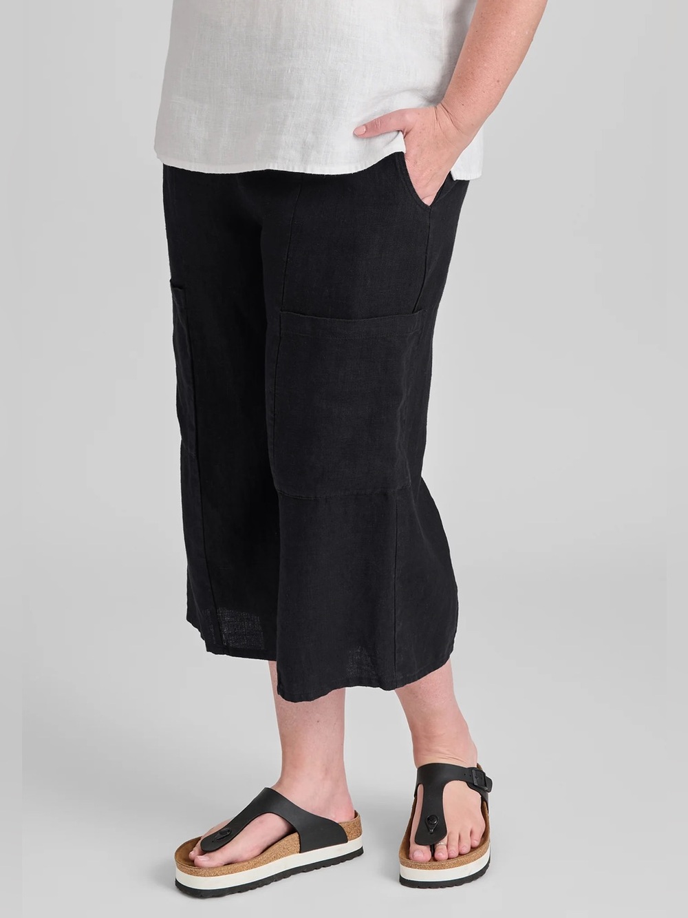 Flax Cropped Floods Linen Pants in Black, Women’s size Petite Small